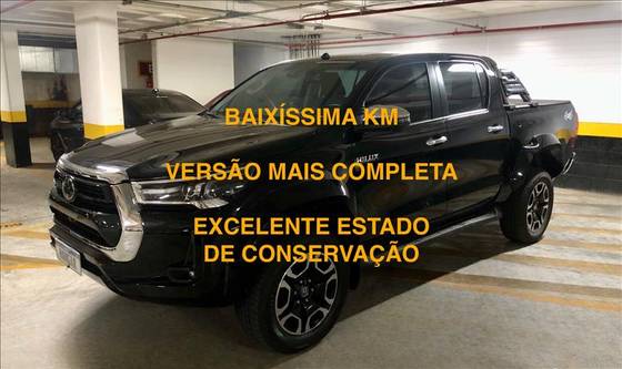 TOYOTA HILUX 2.8 D-4D TURBO DIESEL CD SRX PLUS 4X4 AUTOMÁTICO TOYOTA HILUX 2.8 D-4D TURBO DIESEL CD SRX PLUS 4X4 AUTOMÁTICO